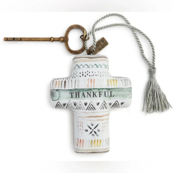 NIB “Thankful” Artful Cross Sculpture - Picture 1 of 4